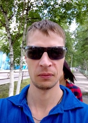 Евгений, 39, Россия, Чегдомын