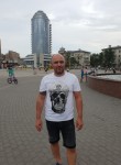 Виктор, 40 лет, Новороссийск