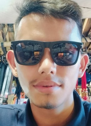 लो ग्य्ले из Kathmandu 22 года