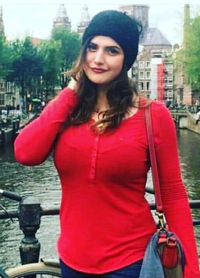 Nura khan, 18, Pakistan, Lahore