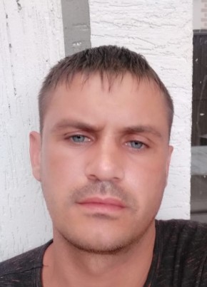 Виктор, 36, Россия, Геленджик