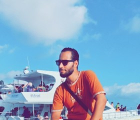 Hossam, 30, Mersa Matruh