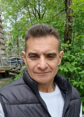 Константин из Березники 46 лет