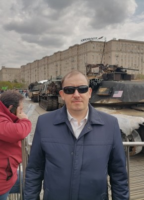 Алексей из Екатеринбурга 48 лет
