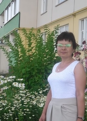Нина, 57, Россия, Псков