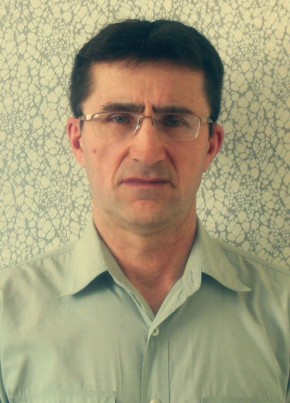 александр, 64, Россия, Красноармейск (Саратовская обл.)