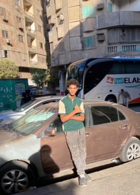محمد из القاهرة 21 год