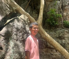 Kol Kol, 18, Phnom Penh