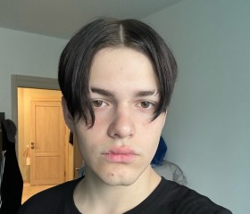 Roma, 18, Moscow