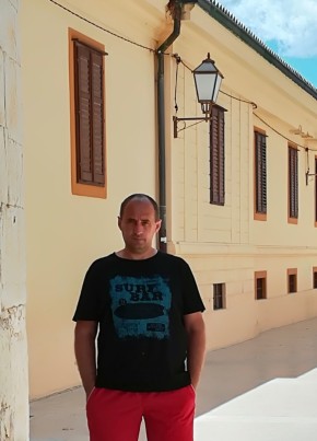 Adrian, 52, Romania, Curtici