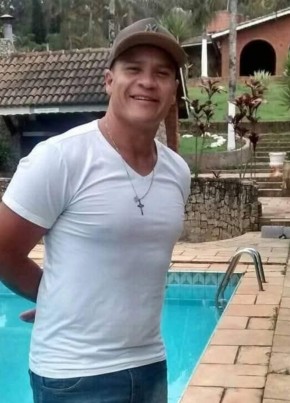 Thi из São Paulo capital 32 года