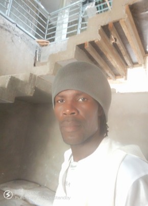 Ousseynou, 43, Republic of The Gambia, Sukuta