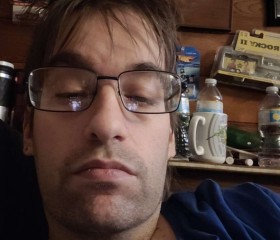 Jeffrey, 39, Surrey
