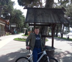Юрий, 51 год, Волхов