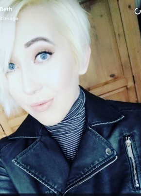 beth, 26, United Kingdom, Pudsey