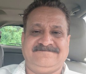 Rahul, 44, Chandigarh