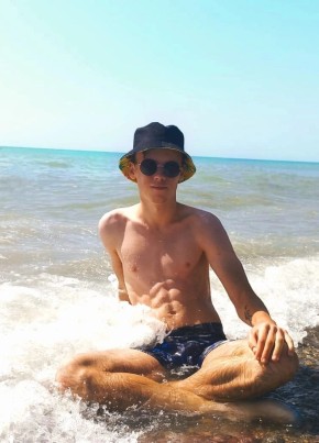 Алексей из Краснодара 23 года