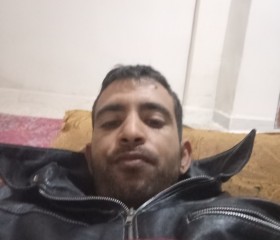 Amirh, 31, Midoun