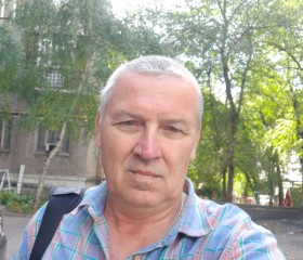 Игорь, 48 лет, Луганськ
