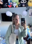 Karina, 25, Saint Petersburg