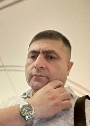 Толян из Москвы 44 года