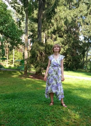 Ирина, 59, Россия, Санкт-Петербург