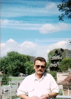 Юра, 59, Россия, Верея
