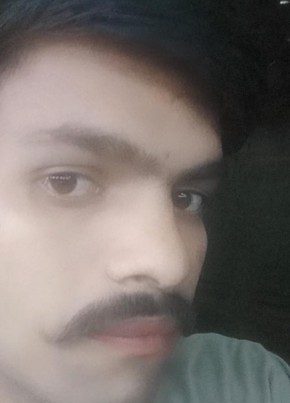 Ajay Nishad, 21, India, Ahmedabad