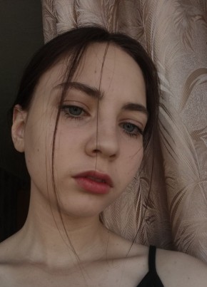 Кристина, 18, Россия, Омск