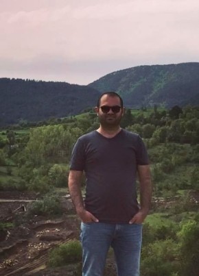 Emre, 35, Türkiye Cumhuriyeti, Araç