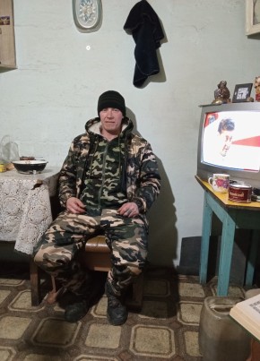 АлексеНеизвестно, 36, Россия, Бирюсинск