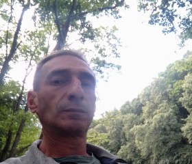 Tigran, 44, Saratov