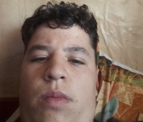 ALEXANDRU, 18, Panciu