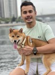 Lee, 35, Taoyuan City