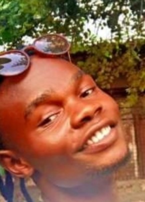 Thomaso, 21, Kenya, Malindi