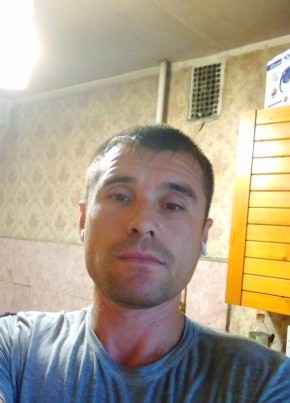 Khayrullo, 39, Russia, Moscow