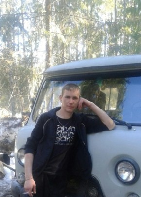 Иван, 33, Россия, Лихославль