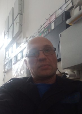 Константин из Екатеринбурга 41 год