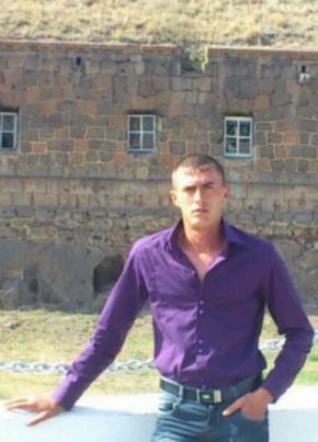 Данил, 36, Россия, Лабинск