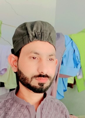 Younis Khan, 24, پاکستان, کراچی