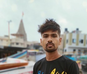 Niraj Sharma, 18 лет, Ahmedabad