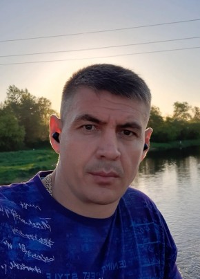 Дмитрий из Москвы 43 года