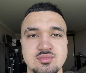 Shakhri, 19, Yekaterinburg
