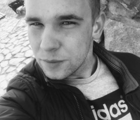 Tomas, 32, Bikin