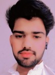 Adil hassan, 18 лет, لاہور