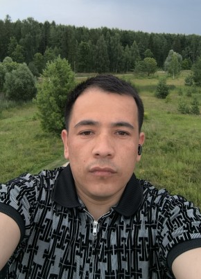 Azizbek Ergashev из Rīga 32 года