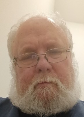 Mike Gardner из Springdale 72 года