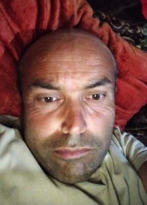 Abduraim из Markhamat Pervyy 43 года