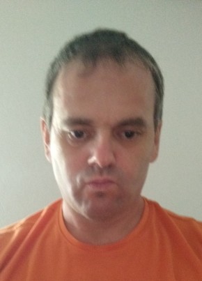 Zoli из Kiskunhalas 44 года