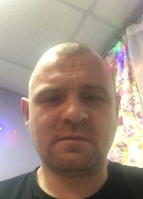Денис, 37, Россия, Лангепас